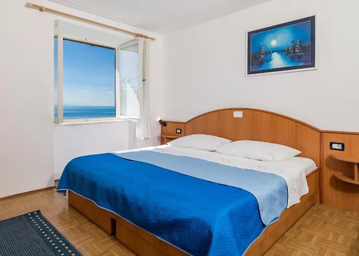 3 Bedroom Lovely In * Ловран