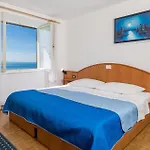 3 Bedroom Lovely In * Lovran