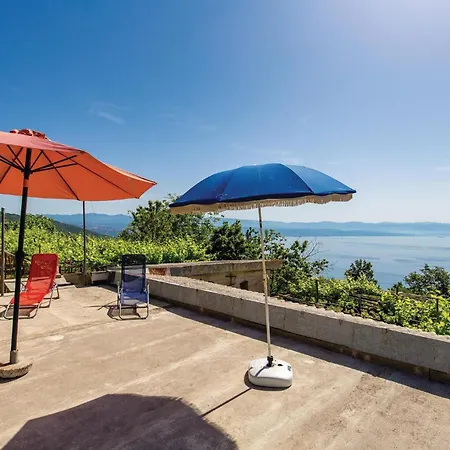 Nyaraló 3 Bedroom Lovely In Lovran