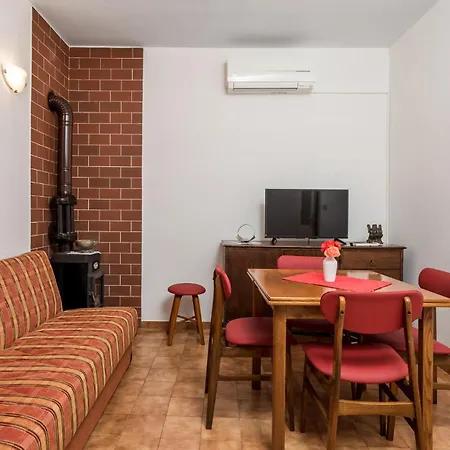 3 Bedroom Lovely In Lovran