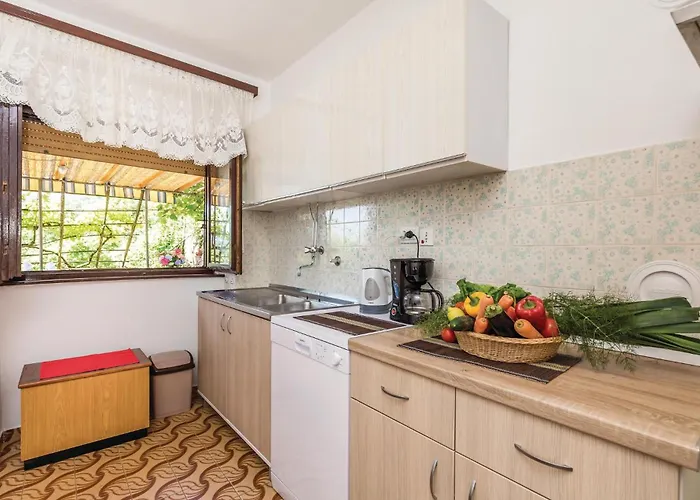 Holiday home 3 Bedroom Lovely In *