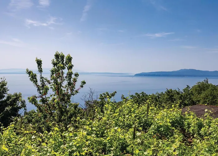 3 Bedroom Lovely In * Lovran